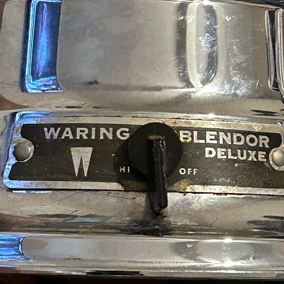 Vintage Waring Blender - Picture 4 of 8